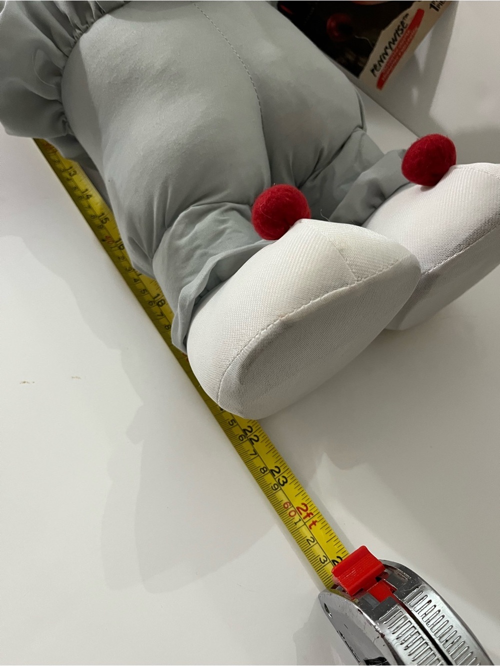 NWT Pennywise IT Movie Halloween Greeter – "You'll Float Too" 🎈 - Picture 11 of 11